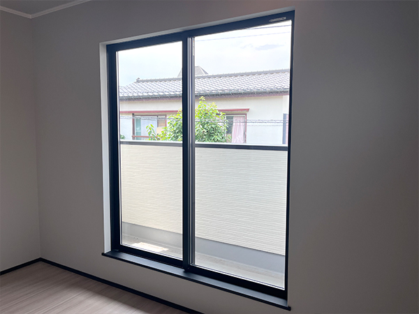 YKK AP - エピソードNEO